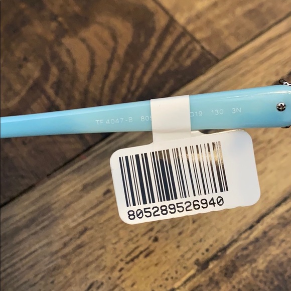 AUTHENTIC TIFFANY & CO. Sunglasses Black NWT - Picture 8 of 10